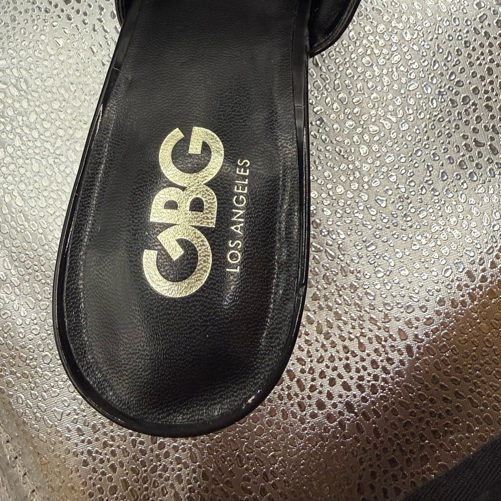 GBG Los Angeles Women's Size 8.5 Glossy Black Lace-Up Mules  New - Picture 6 of 6